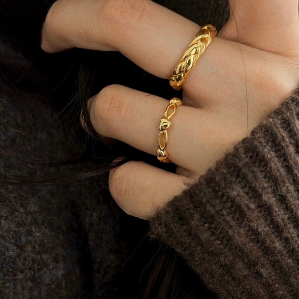 環繞愛心｜純銀戒指