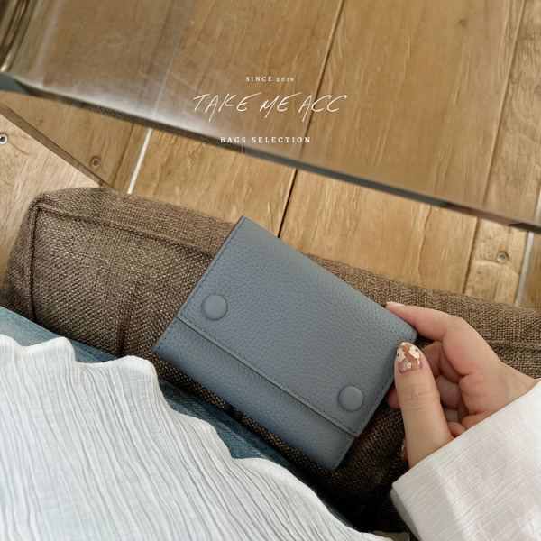 實用滿分的牛皮鈕扣短夾｜Take Me 闆娘嚴選真皮包