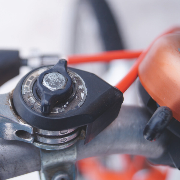 大量重複性作業代工現場圖