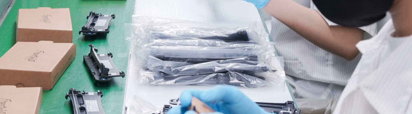 小型零件組裝與電子零組件代工