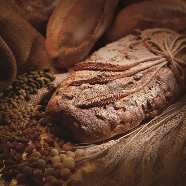 【糕餅小舖】穀物麵包