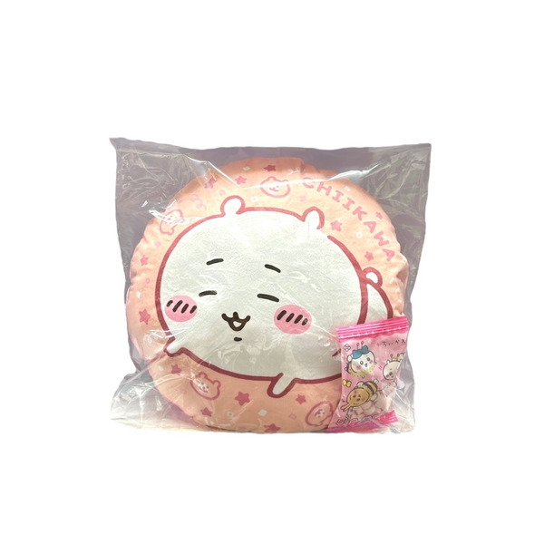 Heart 吉伊卡哇（吉伊卡哇ちいかわ）附口袋可愛小抱枕+草莓汽水糖 255g