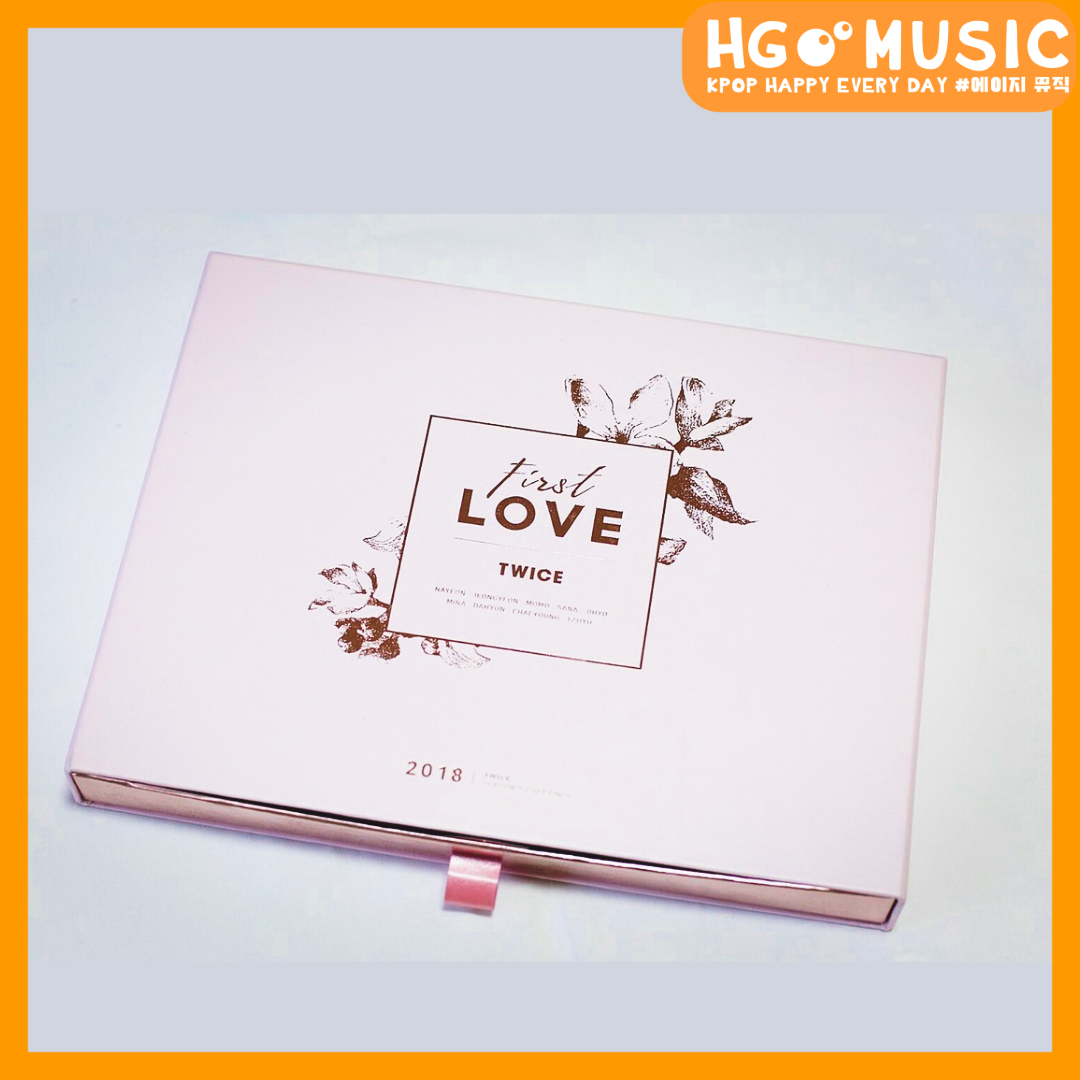 TWICE - 2018 SEASON'S GREETINGS FIRST LOVE 年曆組韓居hgmusic