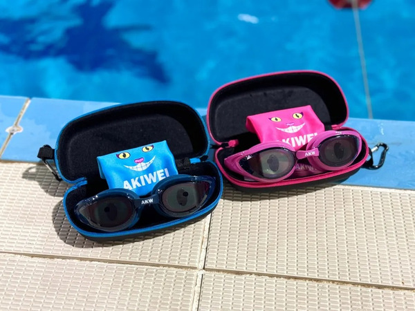 Akiwei 貓貓泳鏡 超強防霧 (繽紛版)