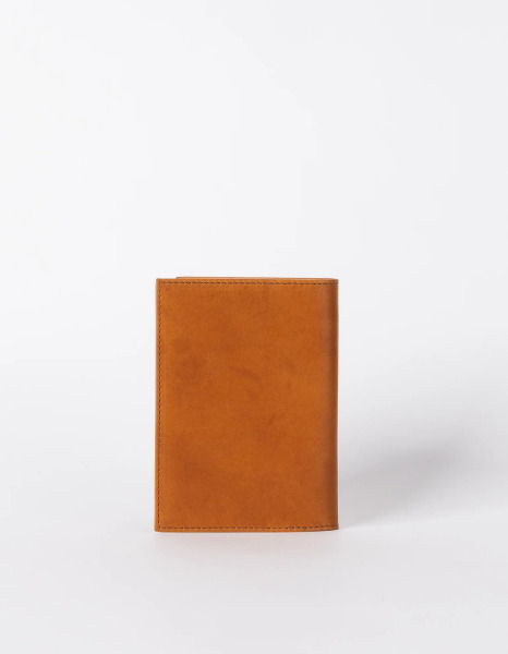 荷蘭O MY BAG - Classic Leather 護照夾 - 焦糖棕