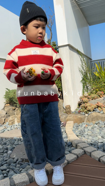 紅白條紋配色毛衣(版型寬鬆)