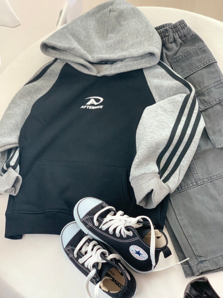 美式街頭撞色兒童連帽上衣