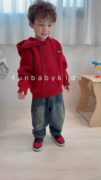 小標連帽針織帽Ｔ