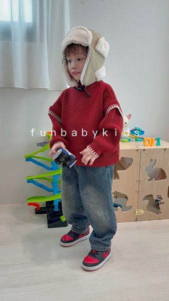 帥氣圓領提線針織毛衣