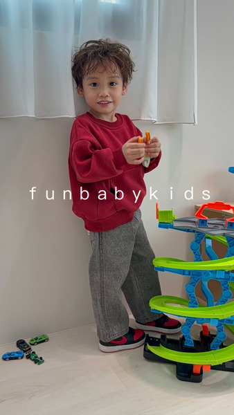 簡約紅色袖子標衛衣