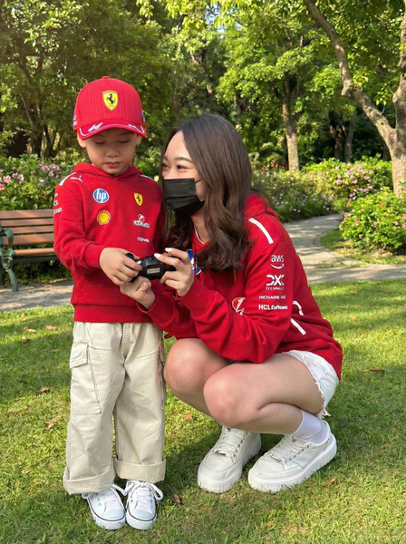 【2026馬年戰袍】2025法拉利帽T 官方車隊版 F1童裝 F1衣服 官方正品 親子裝 F1帽T 新年童裝 馬年新衣 台南出貨