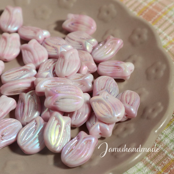 捷克珠 ౨ৎ korokoro 鬱金香 玻璃珠 16*11mm