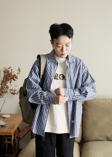 第100件直紋長袖襯衫 / 2色