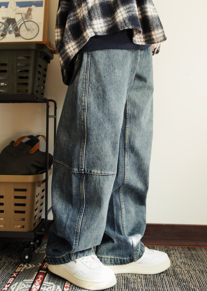 保暖內刷毛。厚磅洗舊丹寧寬褲 / 2款