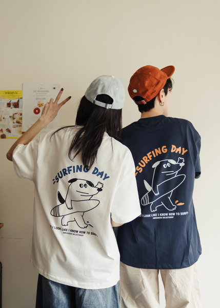 【ame soeur】品牌設計款。不會衝浪的狗狗短袖tee / 3色