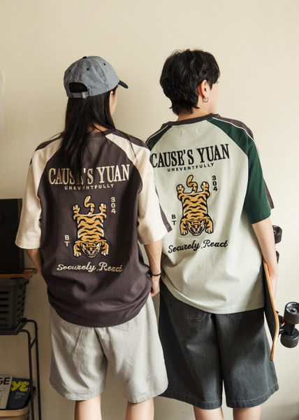 【 Japan 】拼色設計刺繡老虎短袖tee / 2色