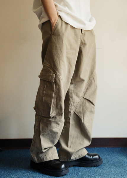 剪接設計大口袋。重磅水洗布料工作褲/ 2色