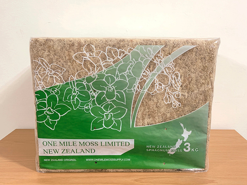 水苔　ニュージーランド産　AAAAA ONE MILE MOSS 1kg 水苔 ニュージーランド産 AAAAA 3kg - メルカリ