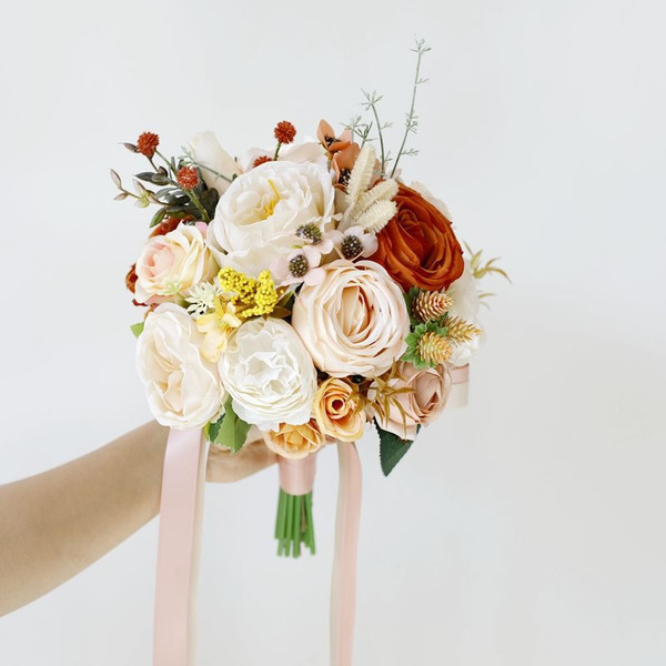 奶油橘歐式捧花 新娘花束