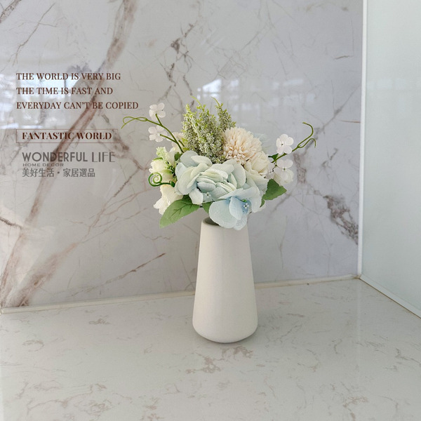 〖現貨 ❙ 新品上架〗藍色係INS風手捧仿真花束 仿真花  擬真 人造花 仿乾燥花 質感綜合花材玫瑰花束 手捧花 絹花