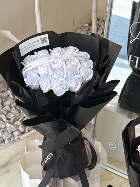 20朵 漸變藍 黑包裝紙 精品緞帶 桃園店