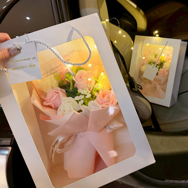 玫瑰小花束粉色