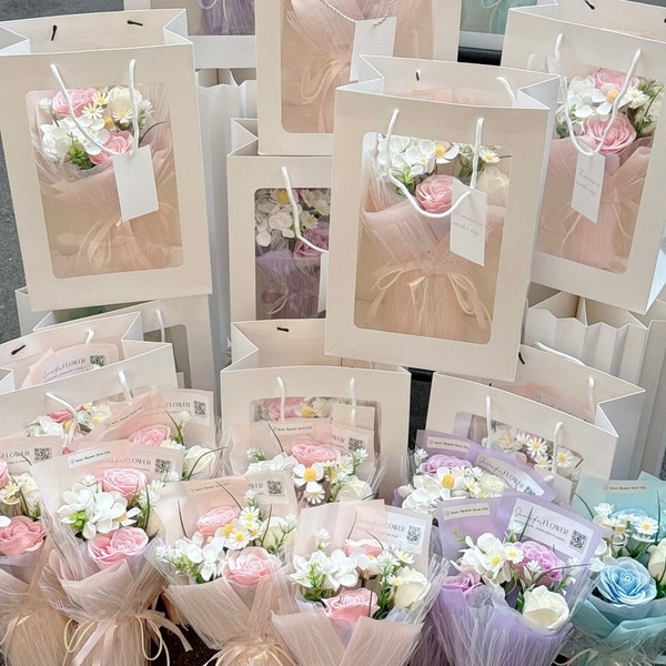 新品甦醒小花束 中和店