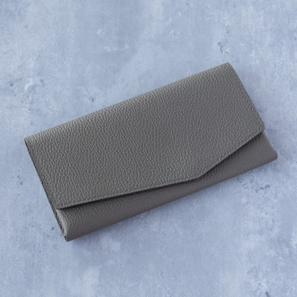 il modo concept 鳥羽灰, 右手