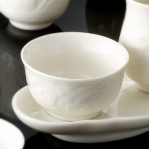 定窯-雕刻品茗杯包口/蓮の碗形茶杯安達窯Anta Pottery