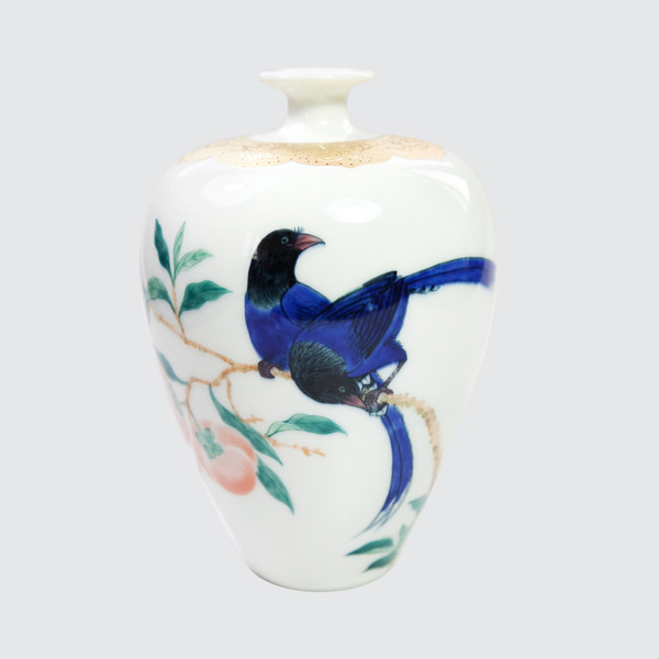 ◇新品　台湾　人気 安達窯　花瓶 彩繪小梅瓶繪描金台灣藍鵲/花瓶-ヤマムスメ安達窯Anta Pottery