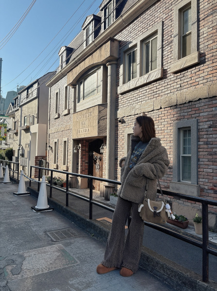 『熱賣TOP』MJ003 下擺荷葉豹紋喇叭褲