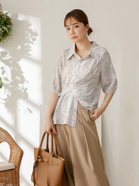 Floral Tie-Waist Blouse