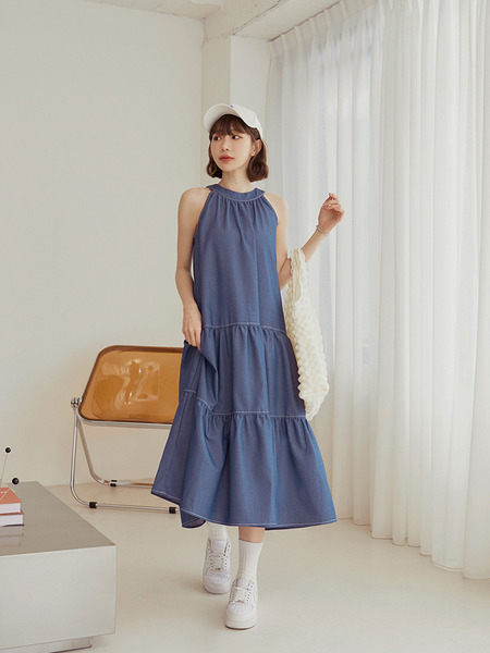 Sleeveless Tiered Maxi Dress