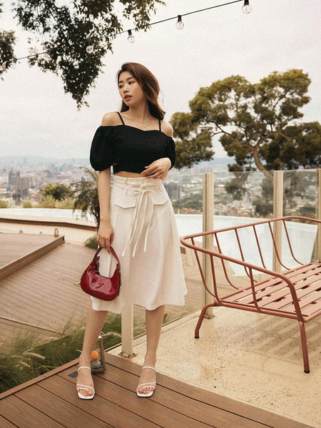 Delicate Textured Tie-Back Crop Top