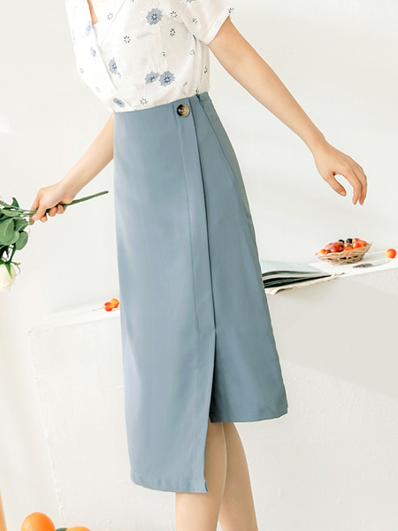 Asymmetrical Hem A-Line Midi Skirt