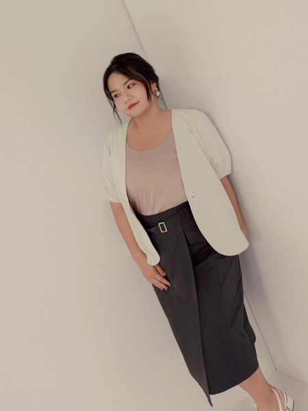 Cloud Outerwear: Non-Crease Puff Sleeve Blazer