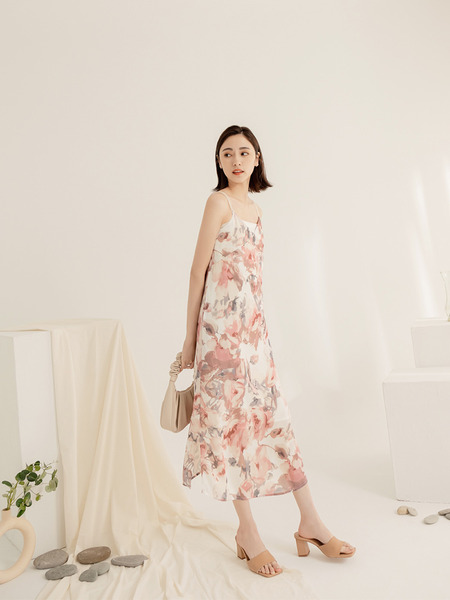 Printed V-Neck Maxi Dress with Pockets