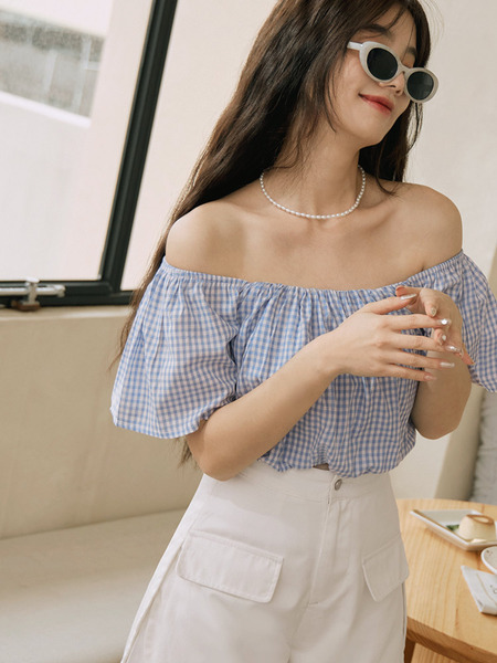 Two-Way Checkered Cropped Top