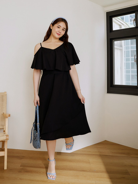 Cloud Off-Shoulder Ruffle Maxi Dress
