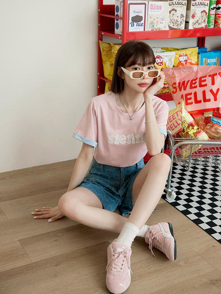 Lace Letter Colour-Block Turn-Up Sleeve Top (F~3XL)