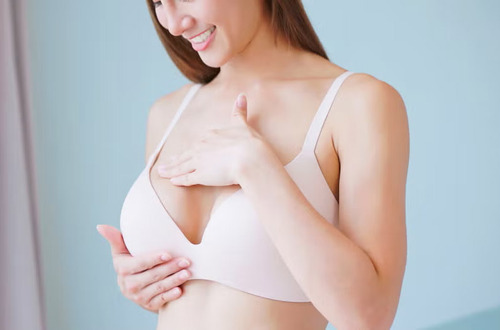 膠原蛋白粉幫助胸型回彈？妳該知道的4個真相