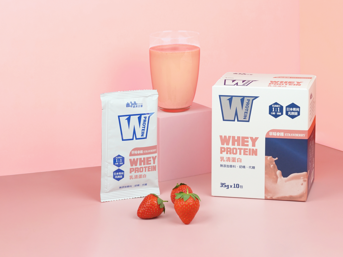 W PROTEIN乳清蛋白飲-草莓拿鐵產品外觀