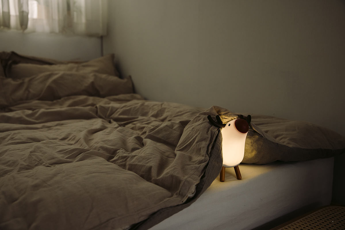 麋鹿夜燈，睡前使用