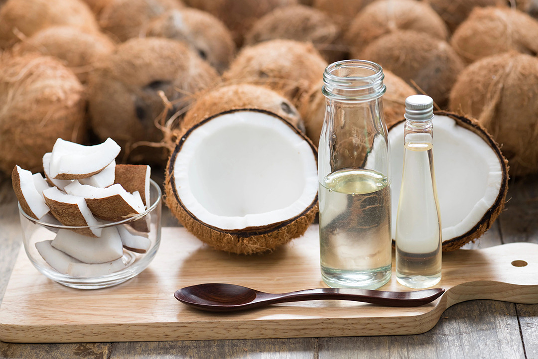 跟椰子油比起來，純化的MCT沒有飽合脂肪等其他多餘甚至有礙健康的成份。