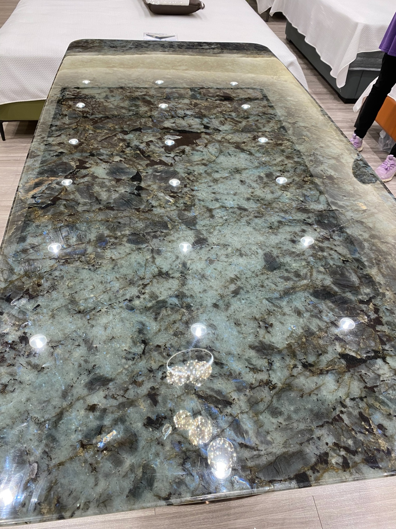 T853藍寶石玉石餐桌