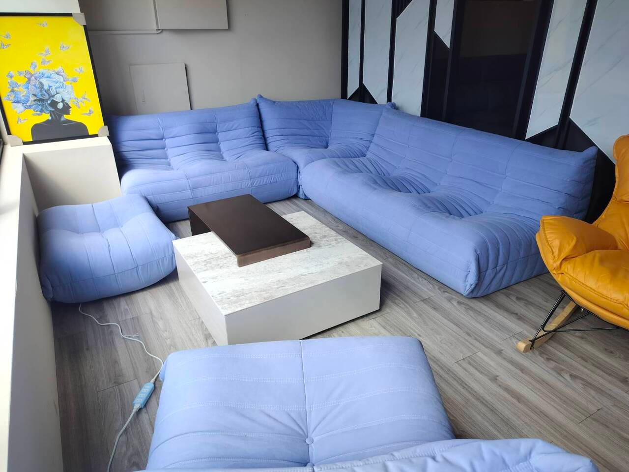 愛麗絲傢俱工廠實拍圖-毛毛蟲沙發與網路款細節對比