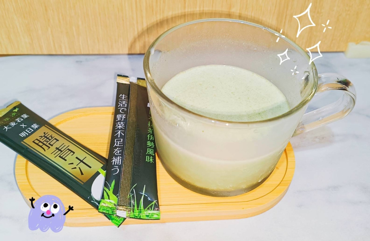 Sumire Yang 生活顯化工作室分享膳青汁創意喝法，與牛奶或豆漿調配令人喜愛的口味