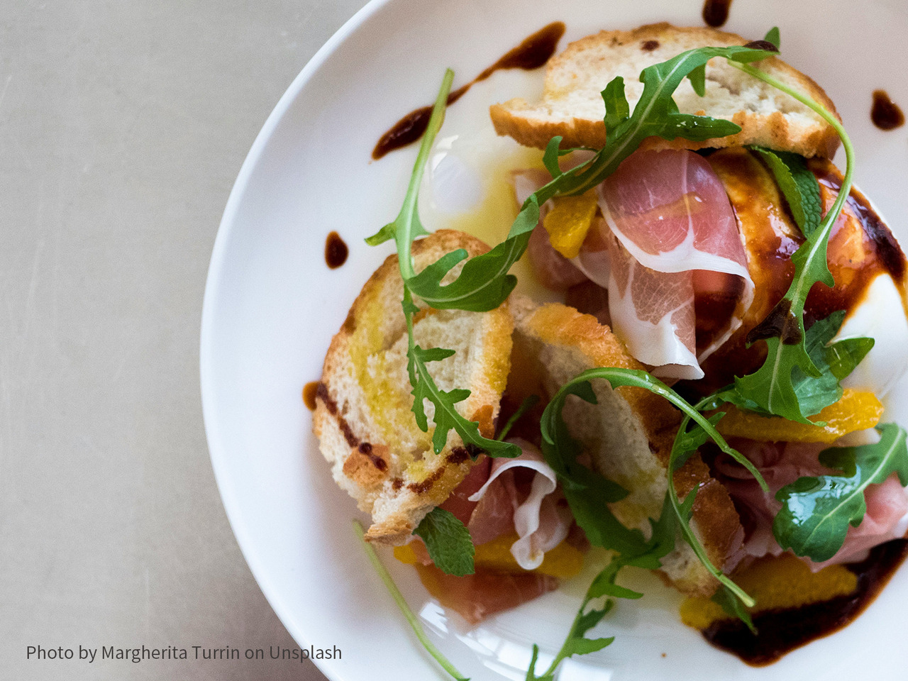 巴薩米克醋不僅僅是一瓶調味品，更是能提升料理風味層次的魔法道具。