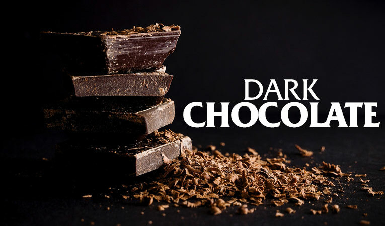 黑巧克力含有黃烷醇，可釋放多酚類化合物，能夠調節免疫力，抑制體內自由基降低心血管疾病風險