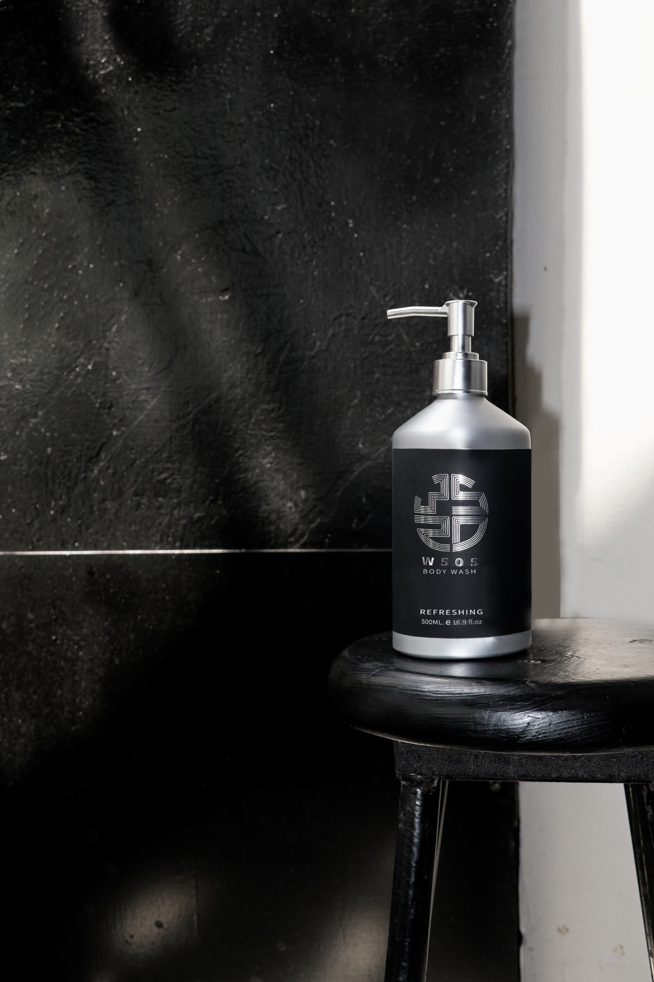 W505 冷橘清新沐浴露 REFRESHING BODY WASH